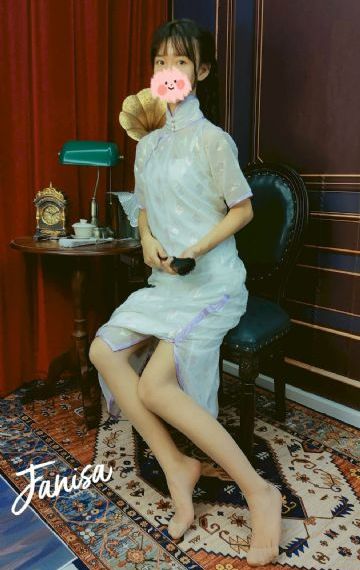 调教女下属不许穿内裤视频_4KBD在线观看