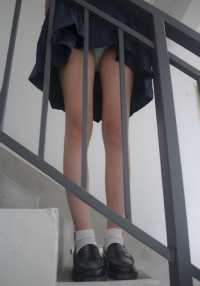 啄木鸟 电影_JVID性感写真
