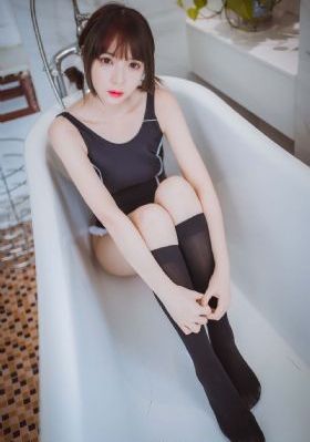 三对夫妇温泉交换_1080高清在线观看